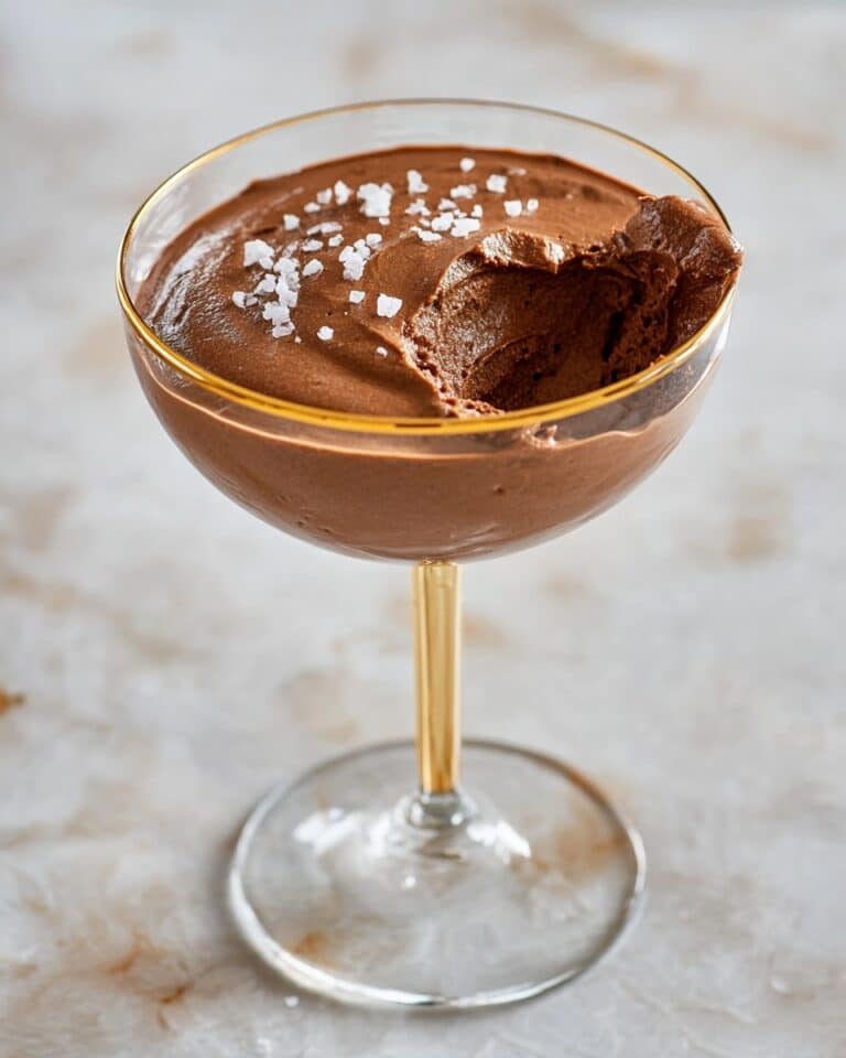 3 Ingredient Healthy Blender Chocolate Mousse Recipe
